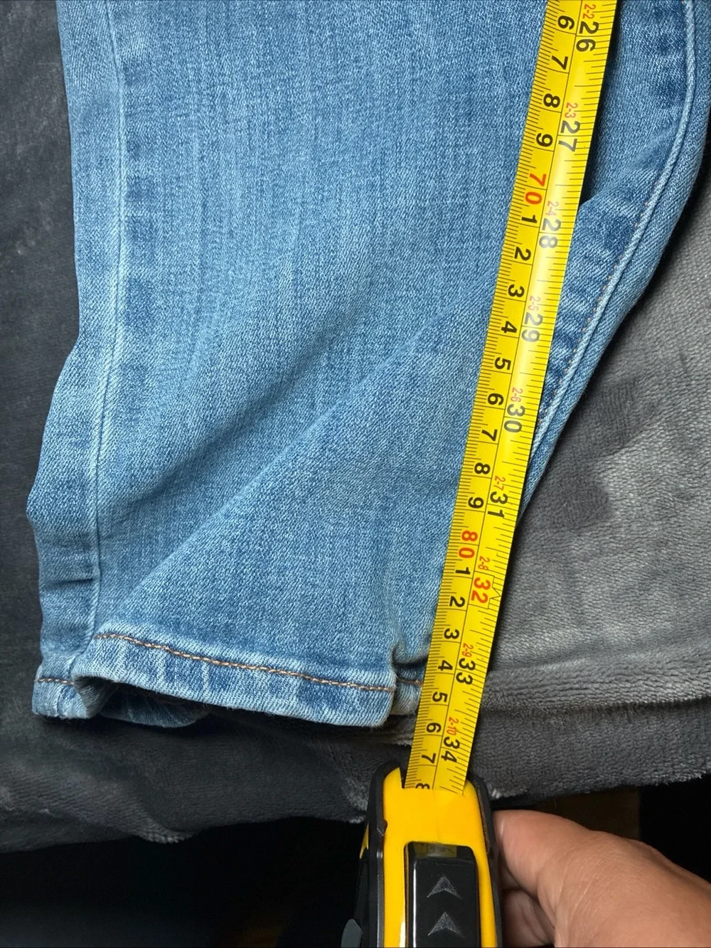 Lucky Brand 410 Athletic Slim Jeans Mens 38x34 Blue Medium Wash Stretch Denim
